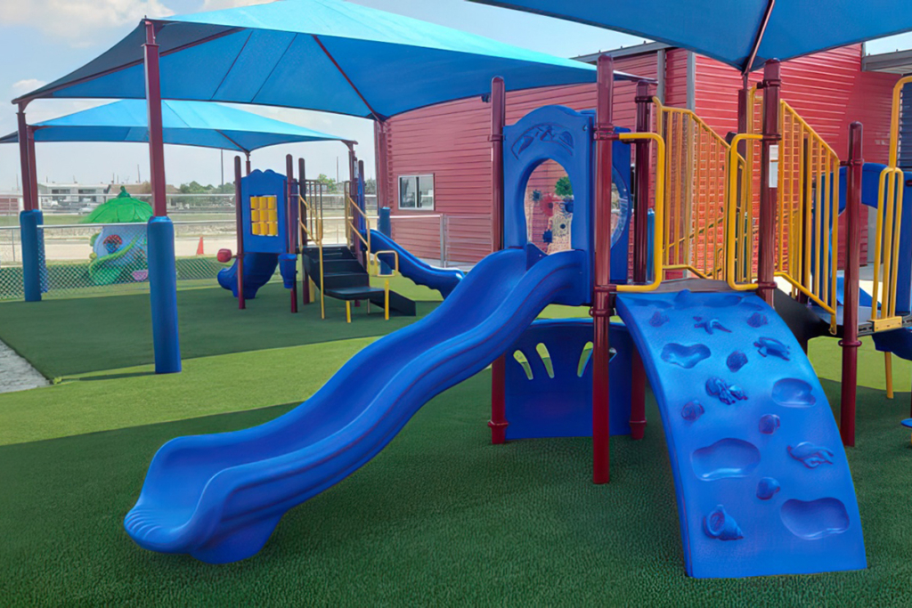 Age-Separated Outdoor Areas Make For Safe, Daily Play