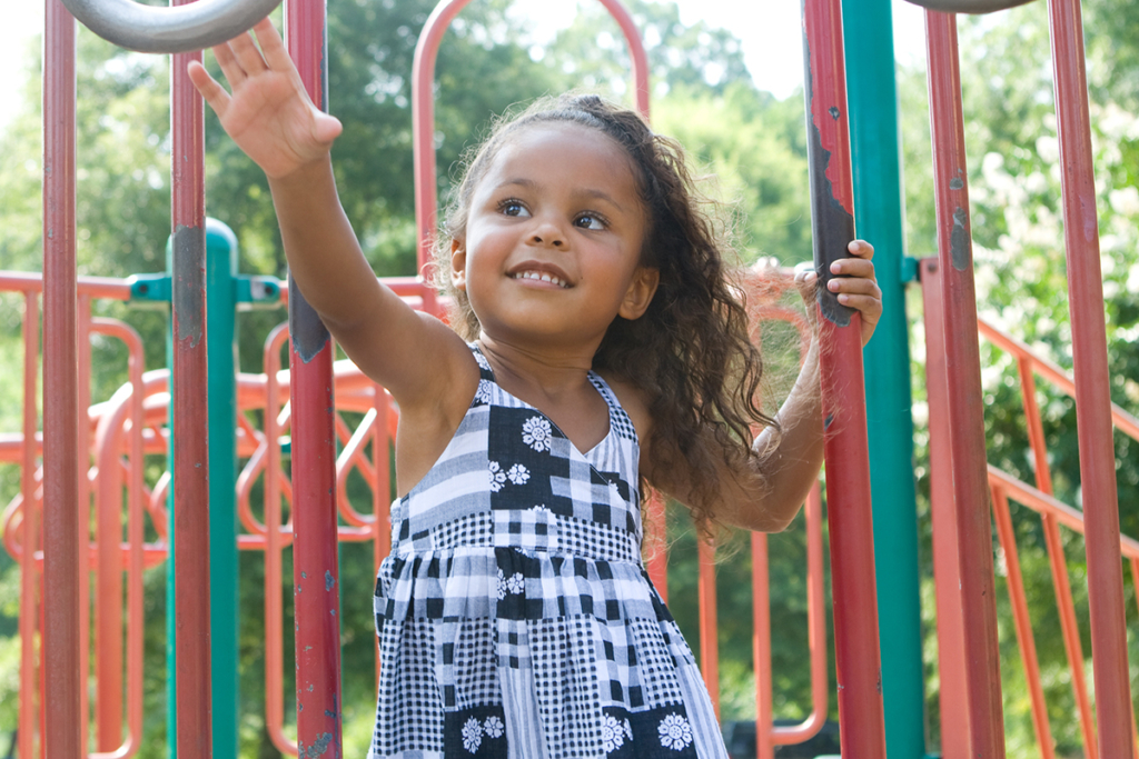 Outdoor Play Improves Mood & Physical Activity